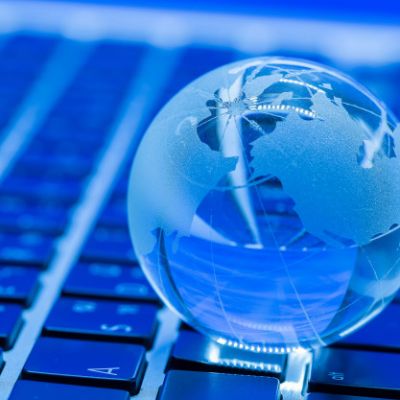 business-concept-glass-world-laptop_1150-17690